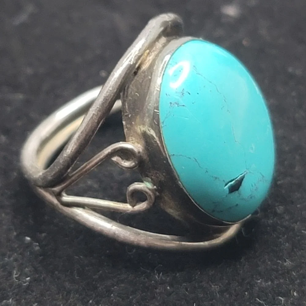 Vintage Sterling Silver Oval Turquoise Southwest Split Shank Ring Size 9 Kingman